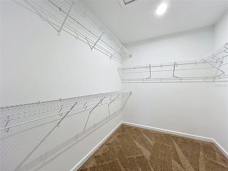 9848 Walkway Dr — Photo 31