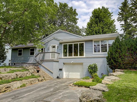 2nd image of 5310 Russett Rd