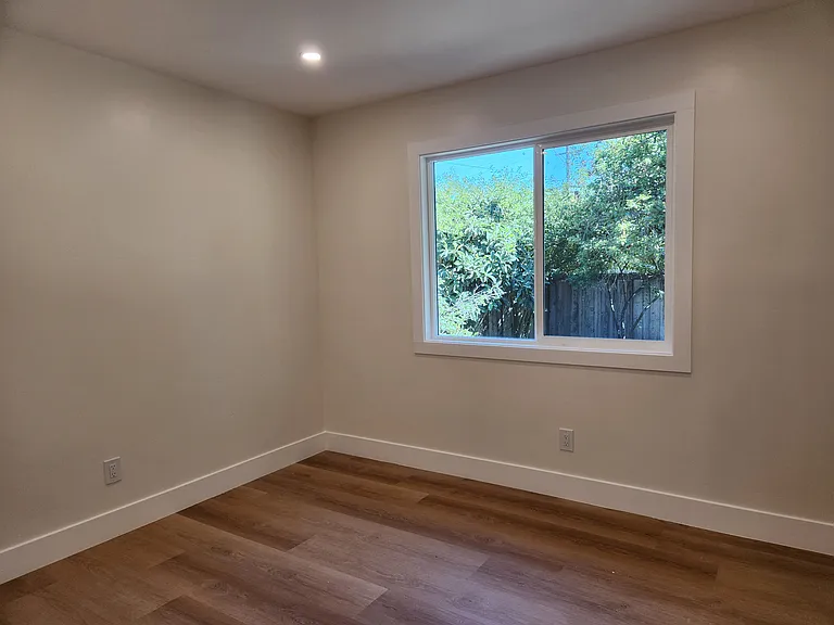 2270 Yucca St — Photo 12