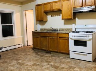 859 Lawrence St #2, Lowell, MA 01852