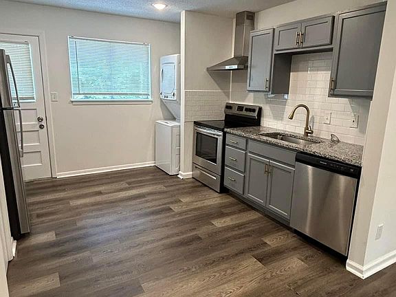 3rd image of 8445 Lowell Ave #A