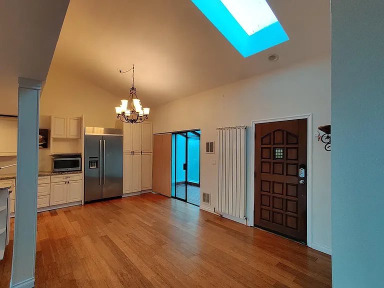 4239 NE 125th St — Photo 19