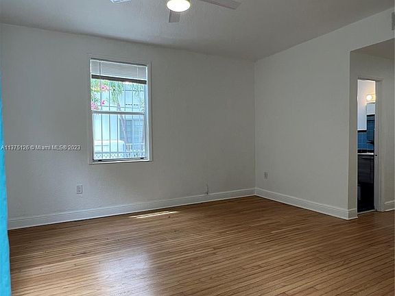 4th image of 726 Meridian Ave #5