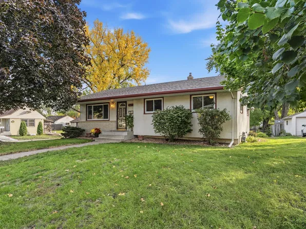 1403 8th Ave S, South Saint Paul, MN 55075