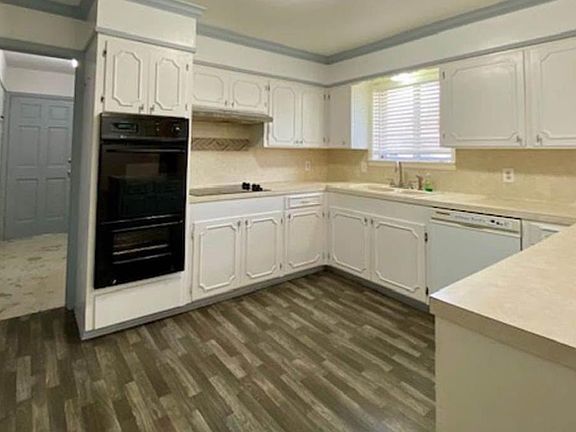 4th image of 6209 Elgin St