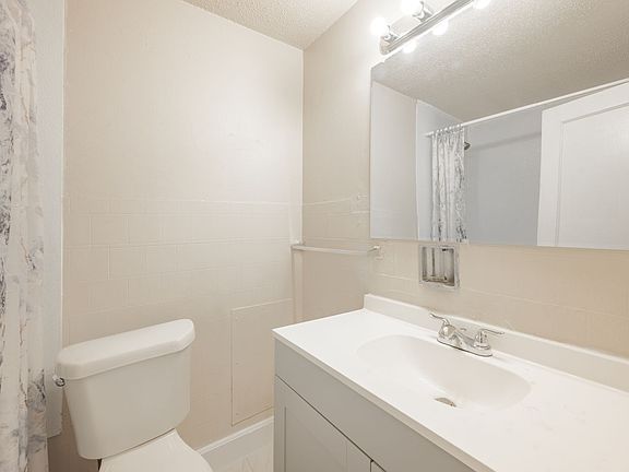 2nd image of 1508 S Hayden St #B
