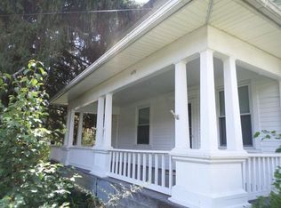 1075 Cambria St NE, Christiansburg, VA 24073