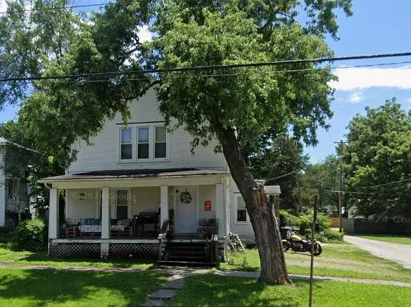 410 W 2nd St, Ottawa, KS 66067