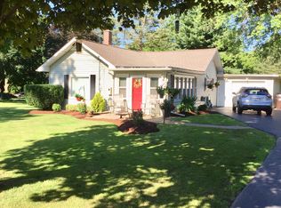 61 East St, Crystal Lake, IL 60014