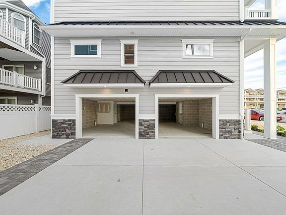 5th image of 7412 W Central Ave W #Sea