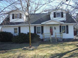 4560 Venoy Rd, Zilwaukee, MI 48604