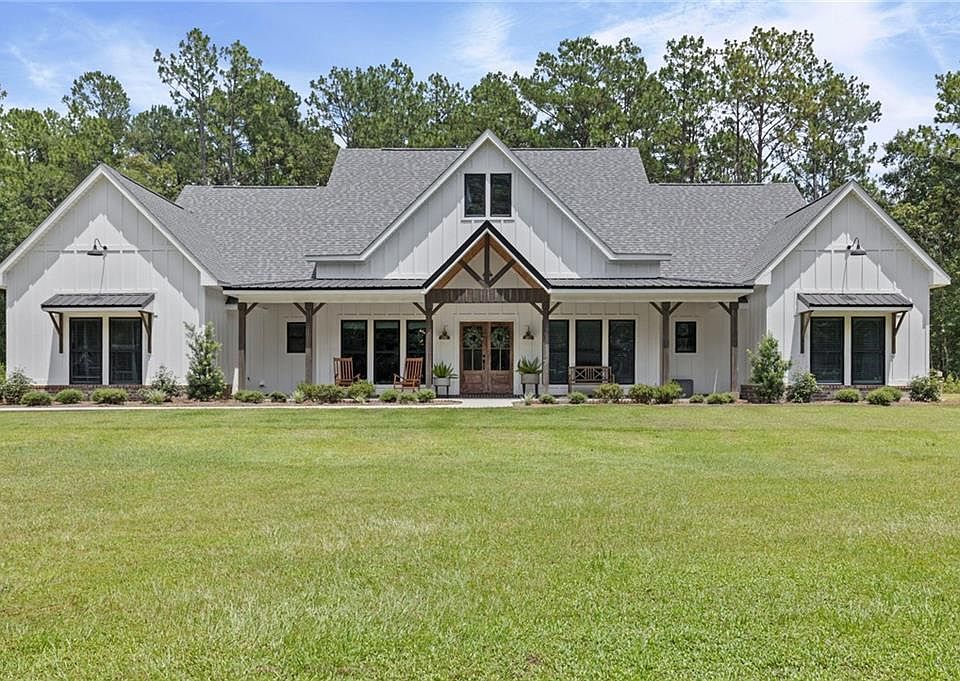 1st image of 9657 Chelginet Ln