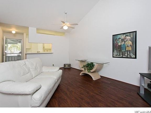 5th image of 95-802 Wikao St APT R202