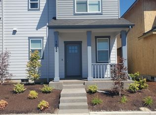 1852 SE Hankel St, Dallas, OR 97338