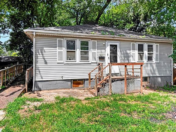 3rd image of 6121 Jefferson Ave