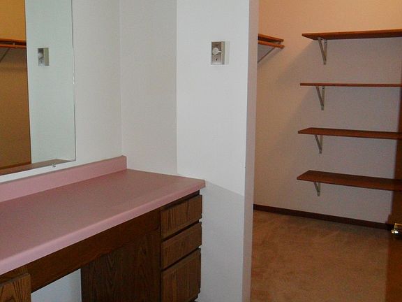 Walk in closet