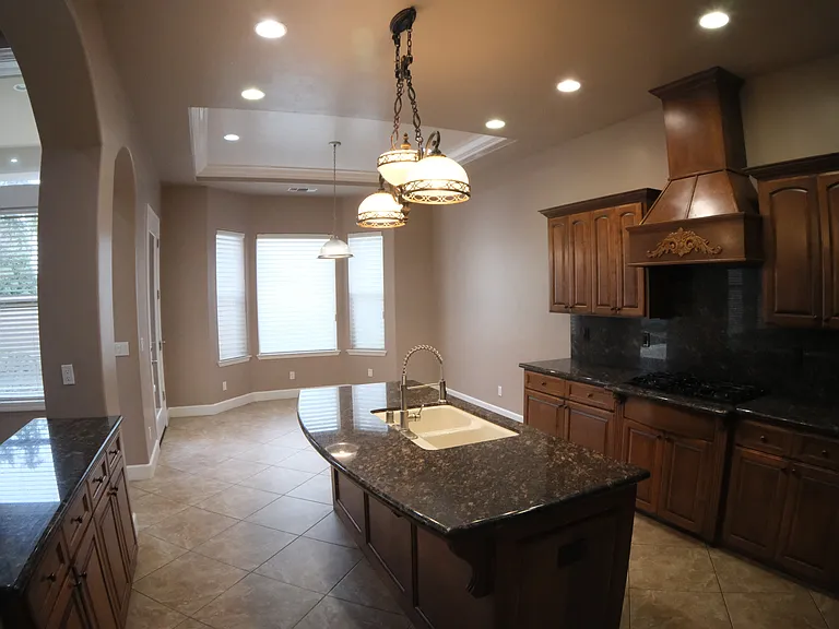 1313 Jordan Ave — Photo 21