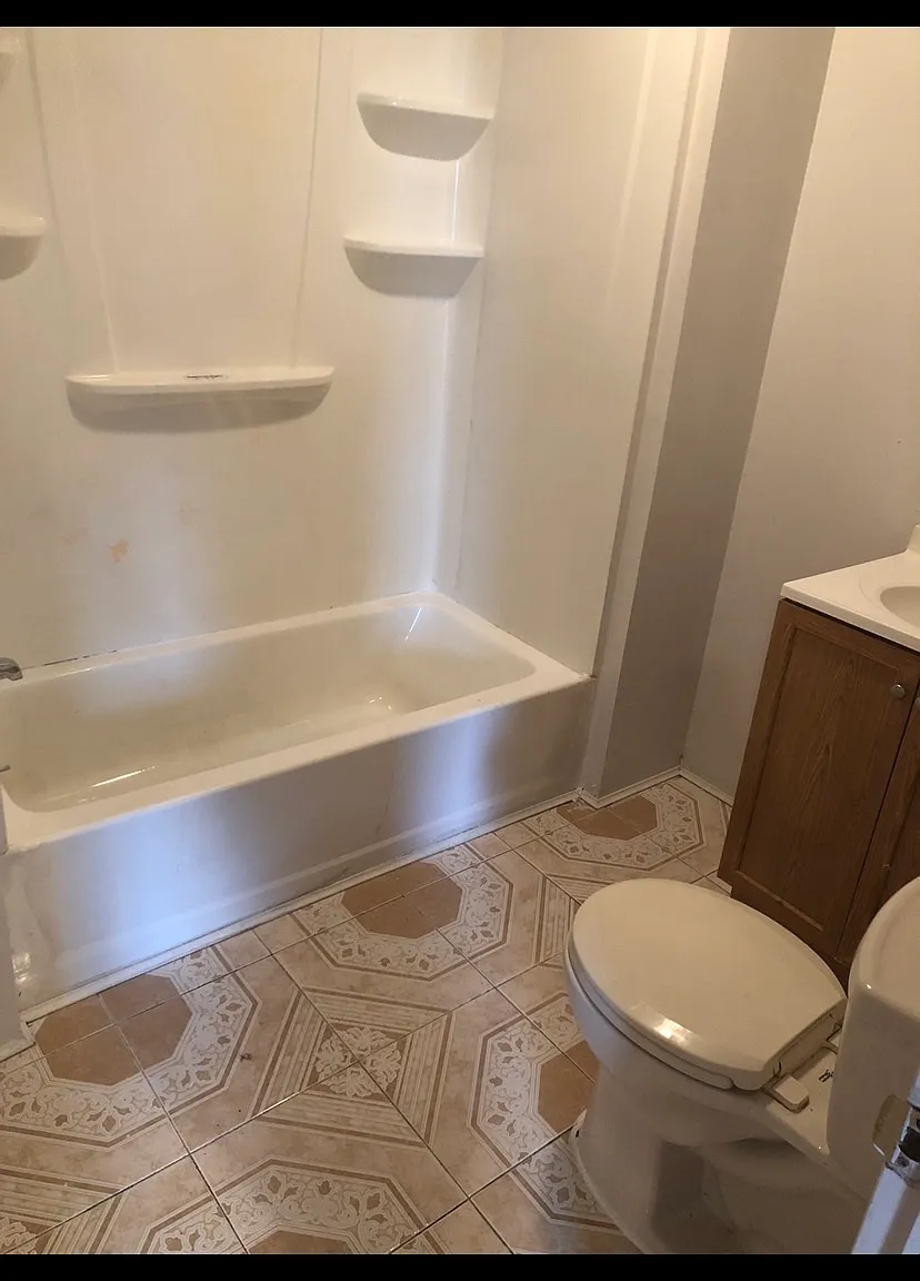 3 bed, 1100 sqft, $1,500 — Photo 4