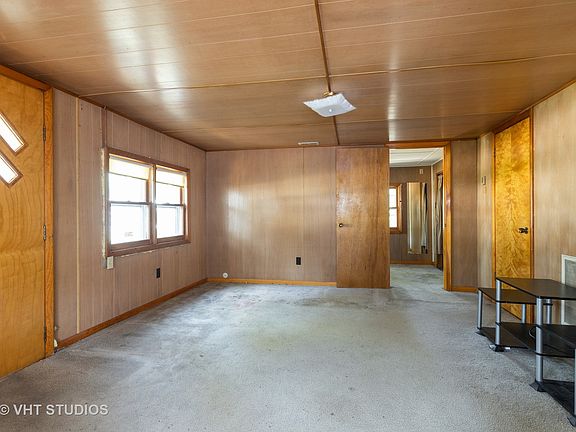 3rd image of 1800 1/2 Copperfield Ave