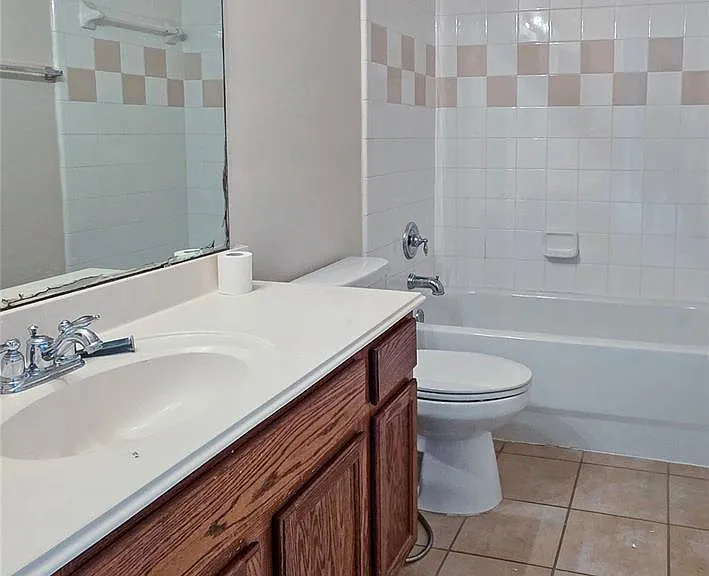 2202 Drake Falls Dr — Photo 35