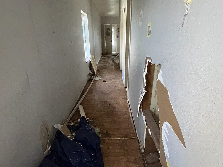 2504 Denver St #A — Photo 13
