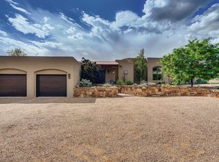 10 Camino Cielo Azul, Santa Fe, NM 87508