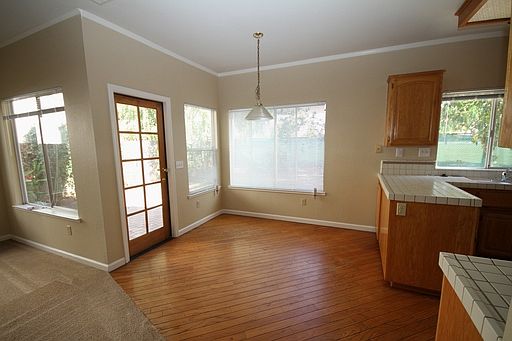 3rd image of 9029 Old Creek Dr