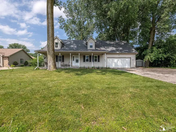 8299 Galloway Dr, Lambertville, MI 48144