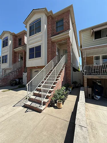 396 Cator Ave #1 Photo 1