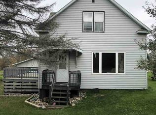 119 E Maple St, Iron River, MI 49935