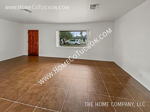 4th image of 4308 E Whitman St