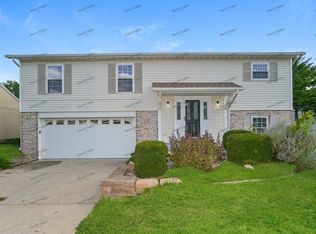 1540 Colgate Dr, Saint Charles, MO 63303