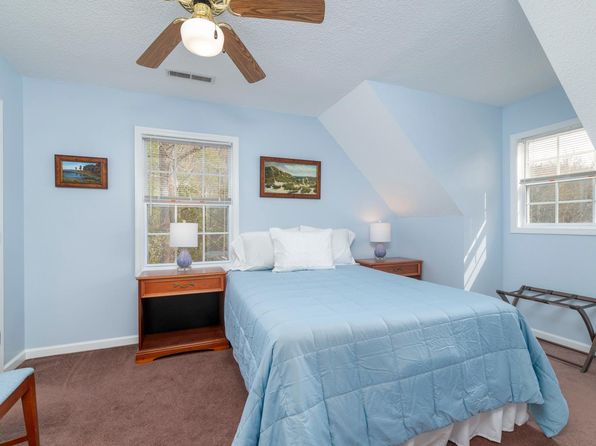 180 Sunset Dr, Black Mountain, NC 28711