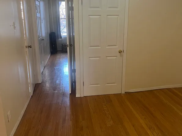 515 Rogers Avenue image 5 of 7