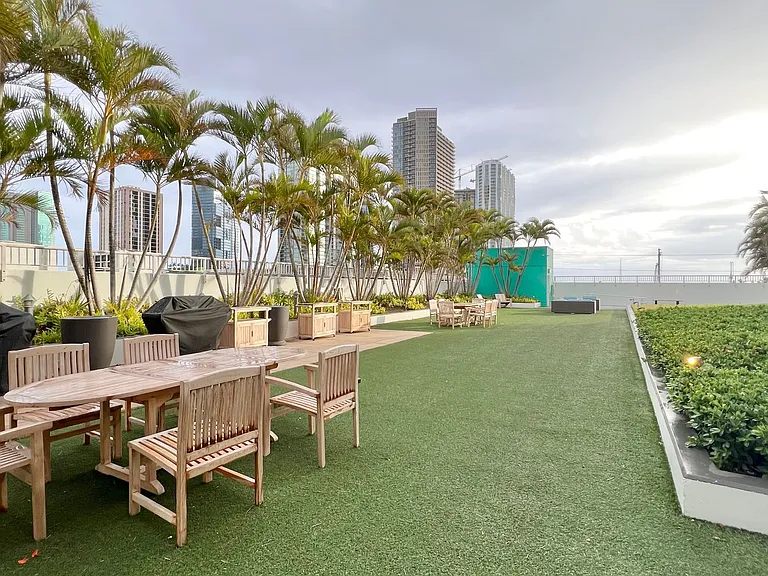 909 Kapiolani Blvd #1601 — Photo 46