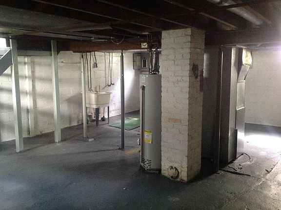 5th image of 1430 E 4th St