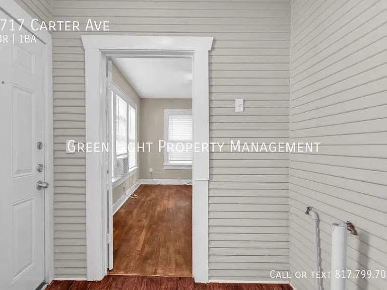 2717 Carter Ave — Photo 16