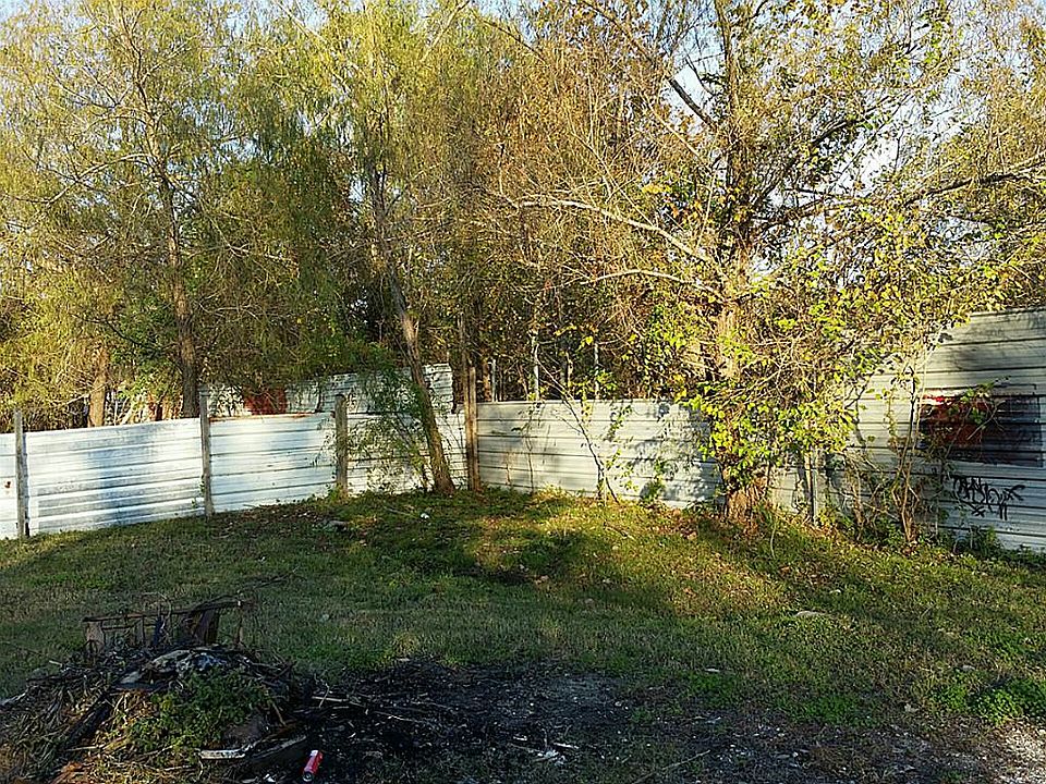 1st image of 5607 Charrin Dr