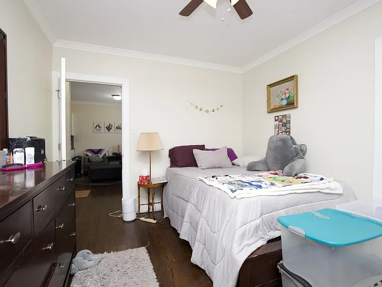 4226 N Clark St #2 — Photo 12