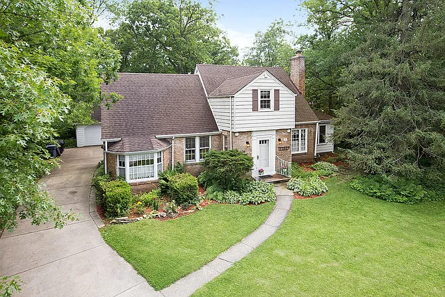 636 Huntley Ter photo 1