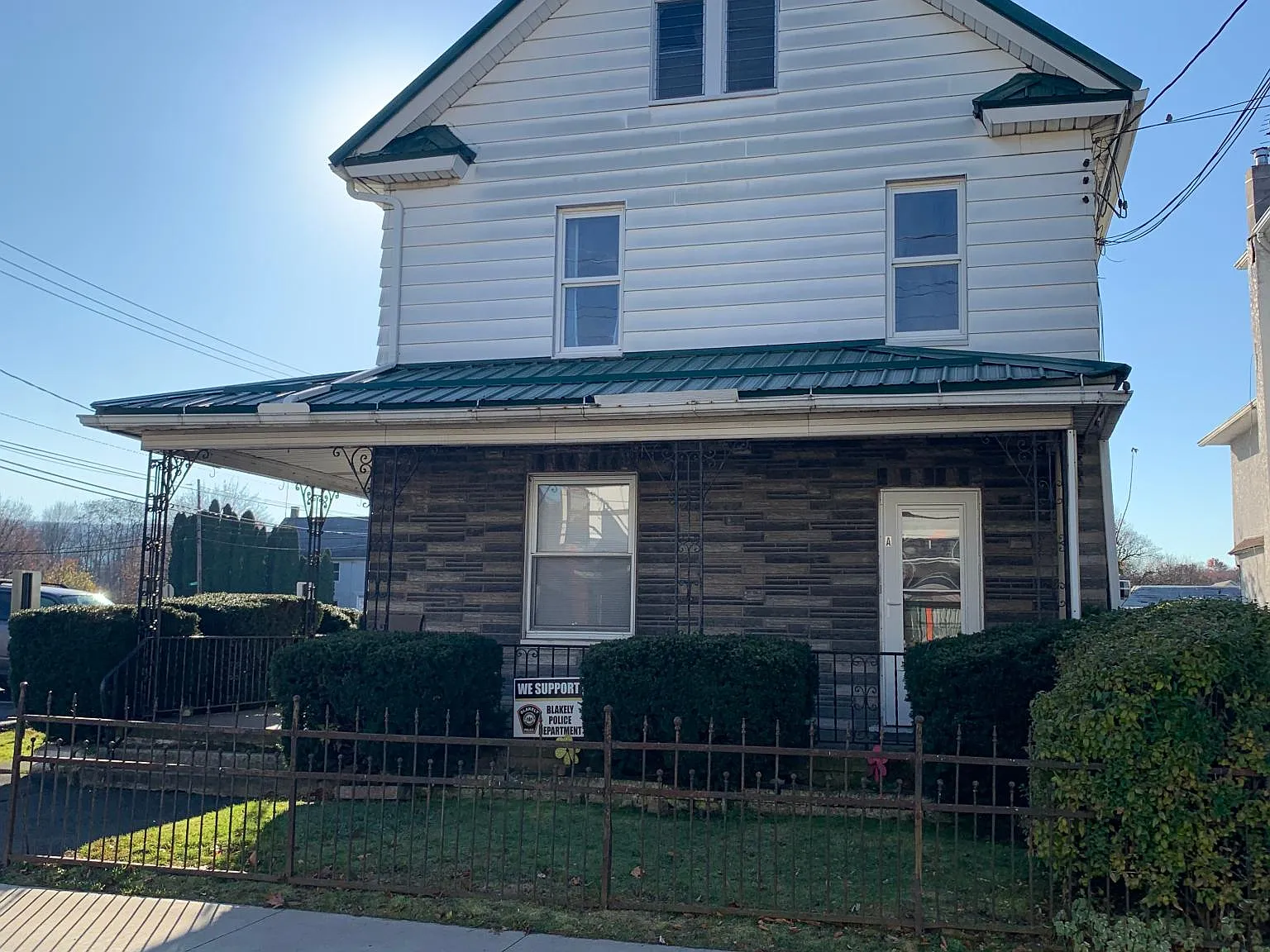 2 bed, $1,200 — Photo 1