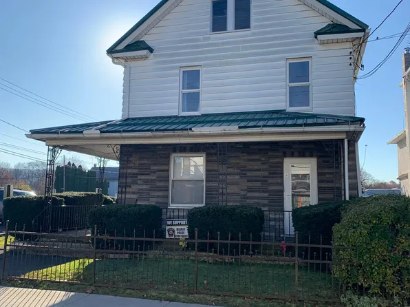 605 Main St APT A, Peckville, PA 18452