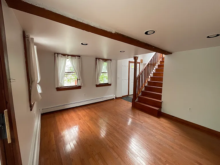 125 Spring St #1 — Photo 10