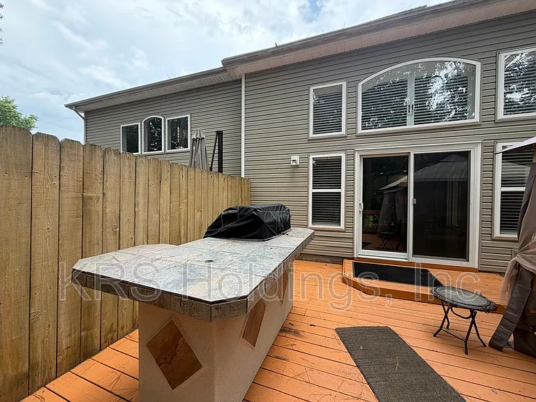 1409 Pandoria Ct — Photo 16