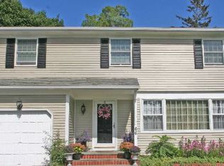 66 Tilden Ln, Greenlawn, NY 11740