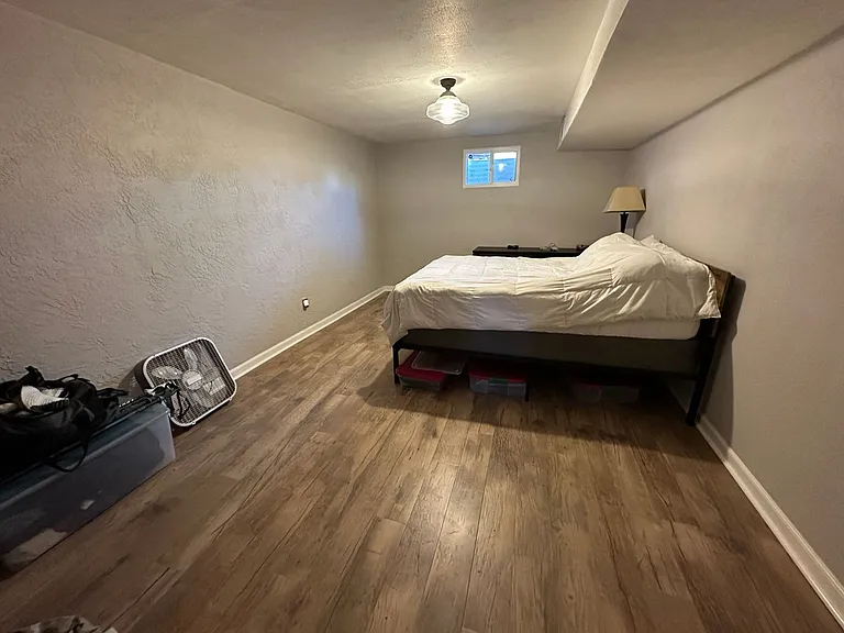 1314 McArthur Ave — Photo 9