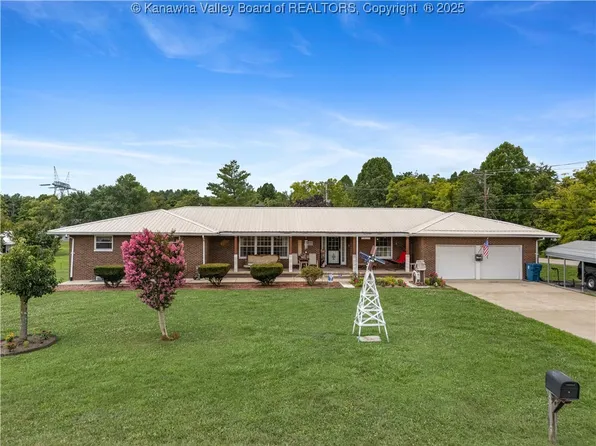 12 Charity Ln, Culloden, WV 25510
