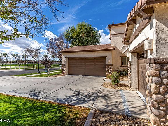 4th image of 4054 E WASHINGTON Avenue