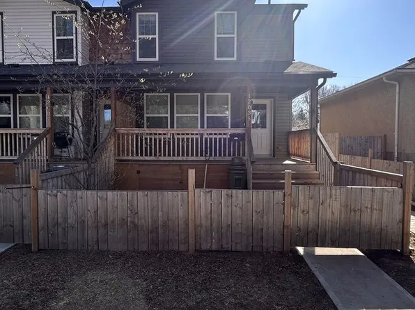 12035 59th St NW #12037, Edmonton, AB T5W 3Y1