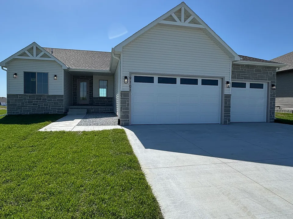 9114 Wilderness Sky Dr